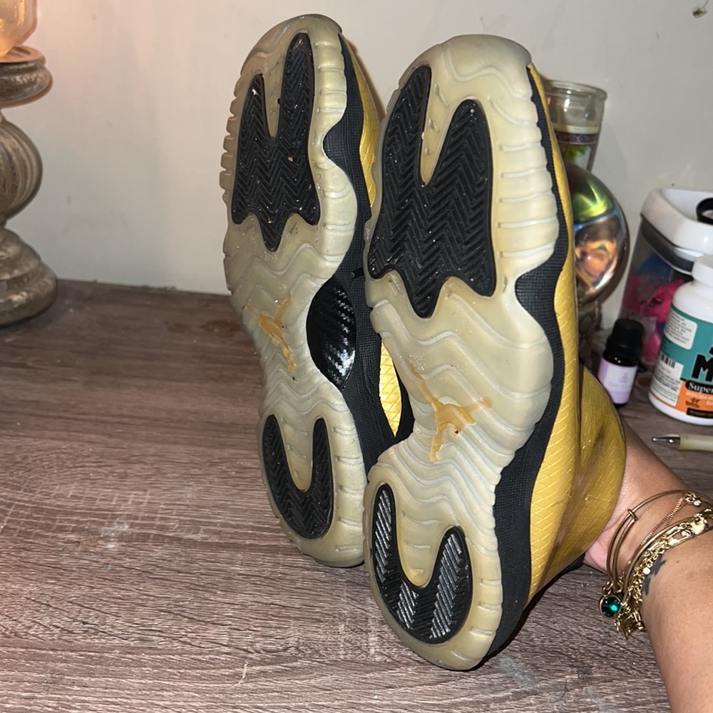 Jordan - Future - Picture 3 of 4